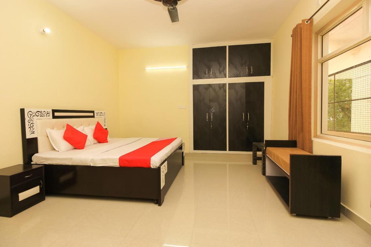 Oyo 39391 Jk Guest House Дхарамсала Екстериор снимка