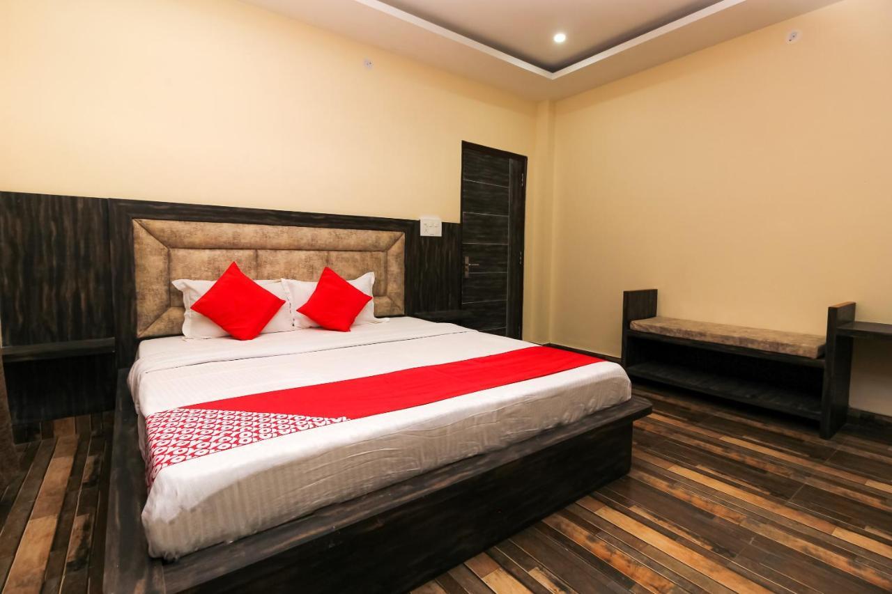 Oyo 39391 Jk Guest House Дхарамсала Екстериор снимка
