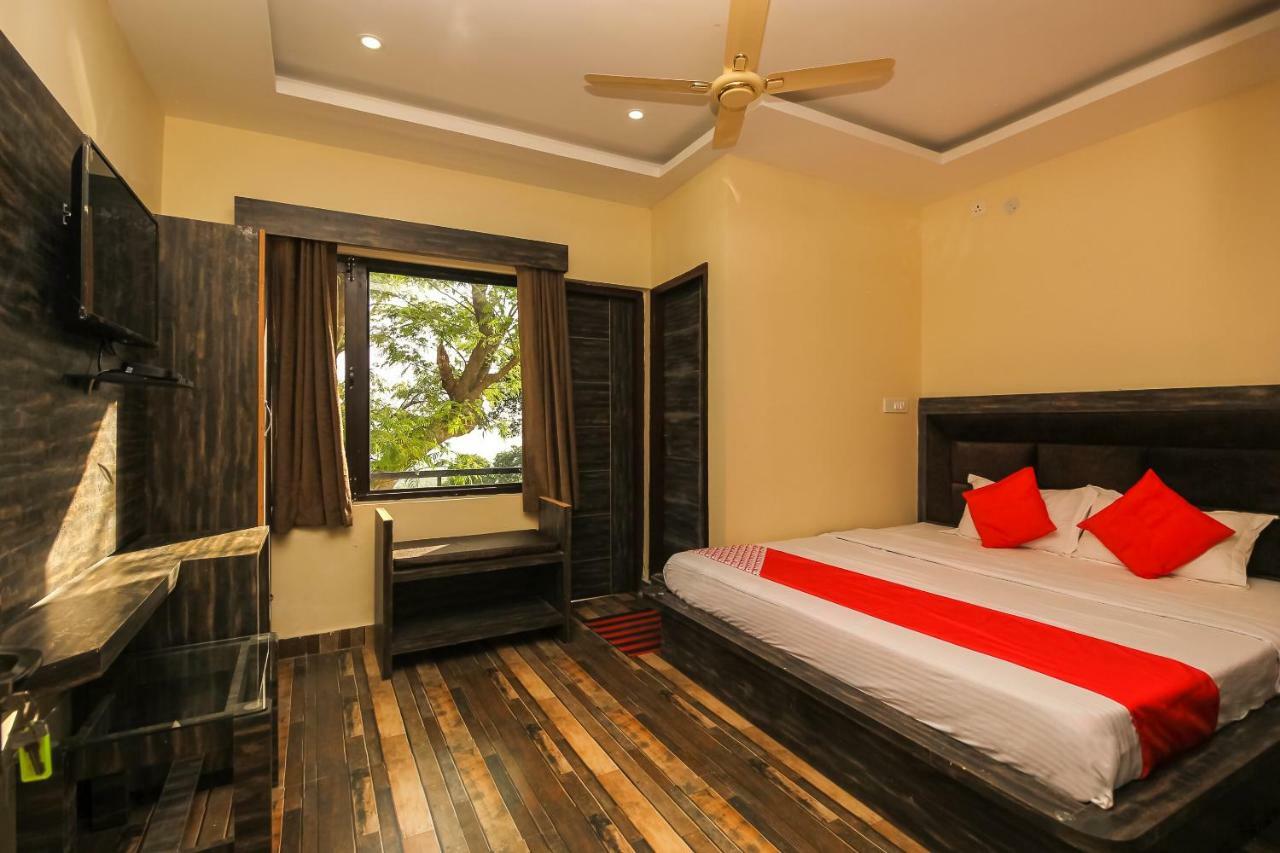 Oyo 39391 Jk Guest House Дхарамсала Екстериор снимка